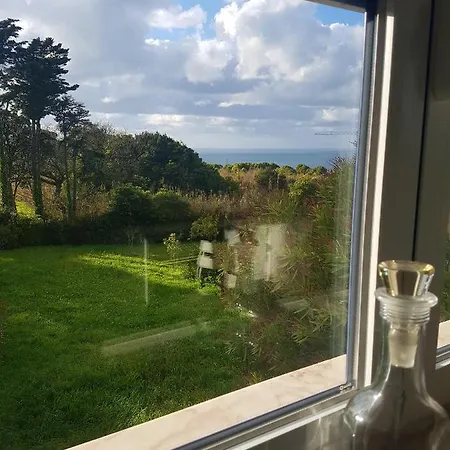 One Bedroom With Shared Pool Enclosed Garden And Wifi At 5 Km Away From The シントラ